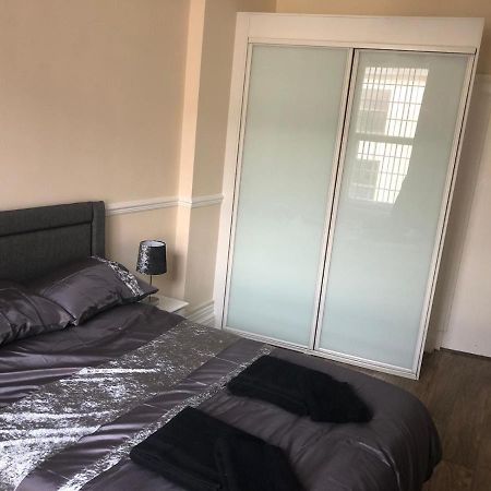 ריל Sandy Pad'S Apartments מראה חיצוני תמונה
