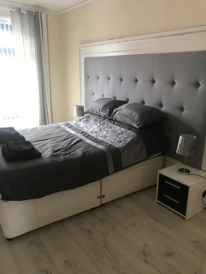 ריל Sandy Pad'S Apartments מראה חיצוני תמונה