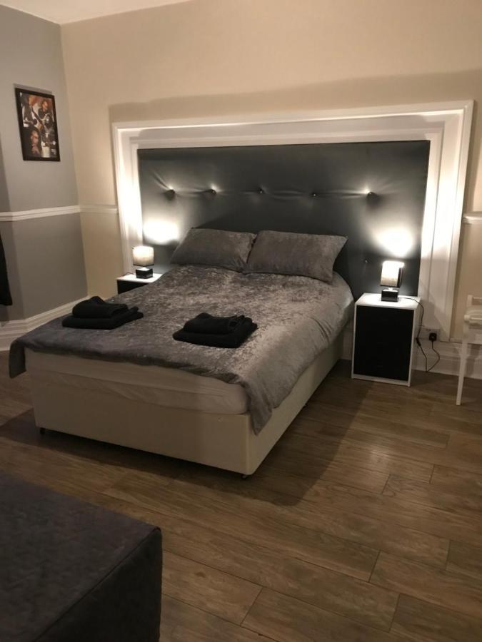 ריל Sandy Pad'S Apartments מראה חיצוני תמונה
